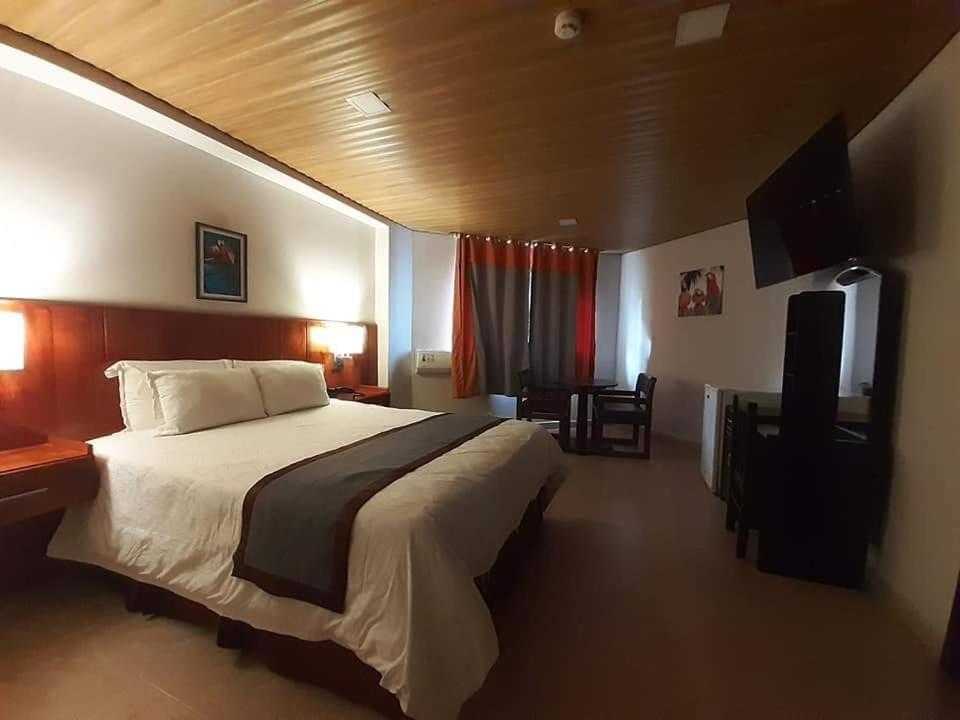 Hotel Guacamaya เปโนโนเม ภายนอก รูปภาพ